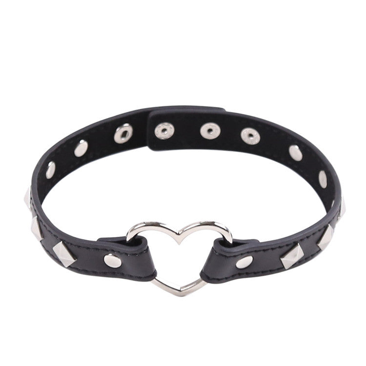 BDSM Heart Shaped VF Leather Collar - Sexy Bee UK