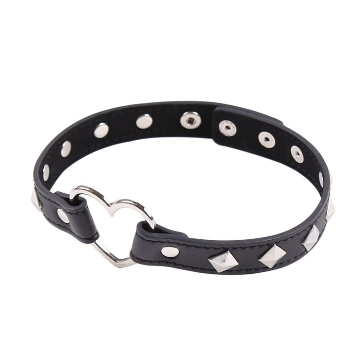 BDSM Heart Shaped VF Leather Collar - Sexy Bee UK